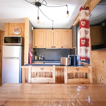 Apartment Centre De La Station Avec Balcon, Proche Des Remontees Mecaniques - 2 Alpes