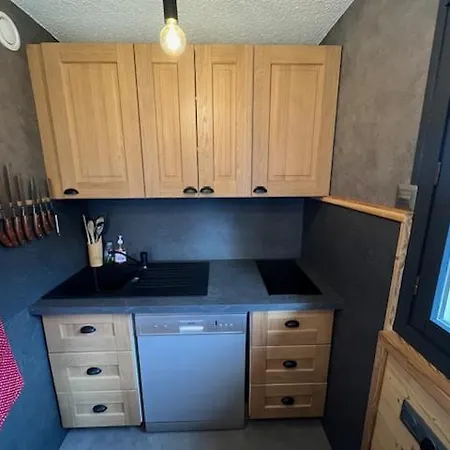 Centre De La Station Avec Balcon, Proche Des Remontées Mécaniques - 2 Alpes *